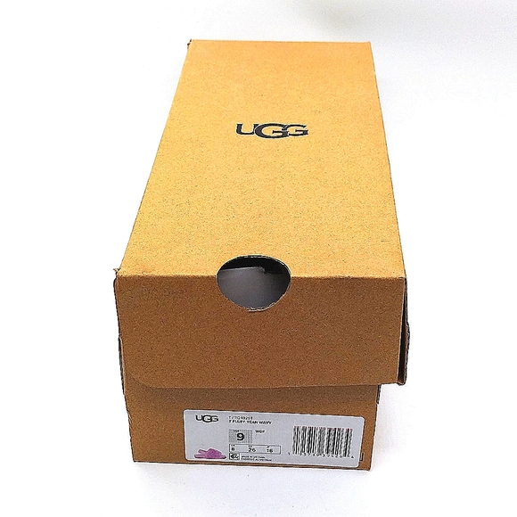 UGG Pink T Fluff Yeah Wavy Slippers Size 9 US girls toddler-SOLD OUT EVERYWHERE! - Picture 2 of 7